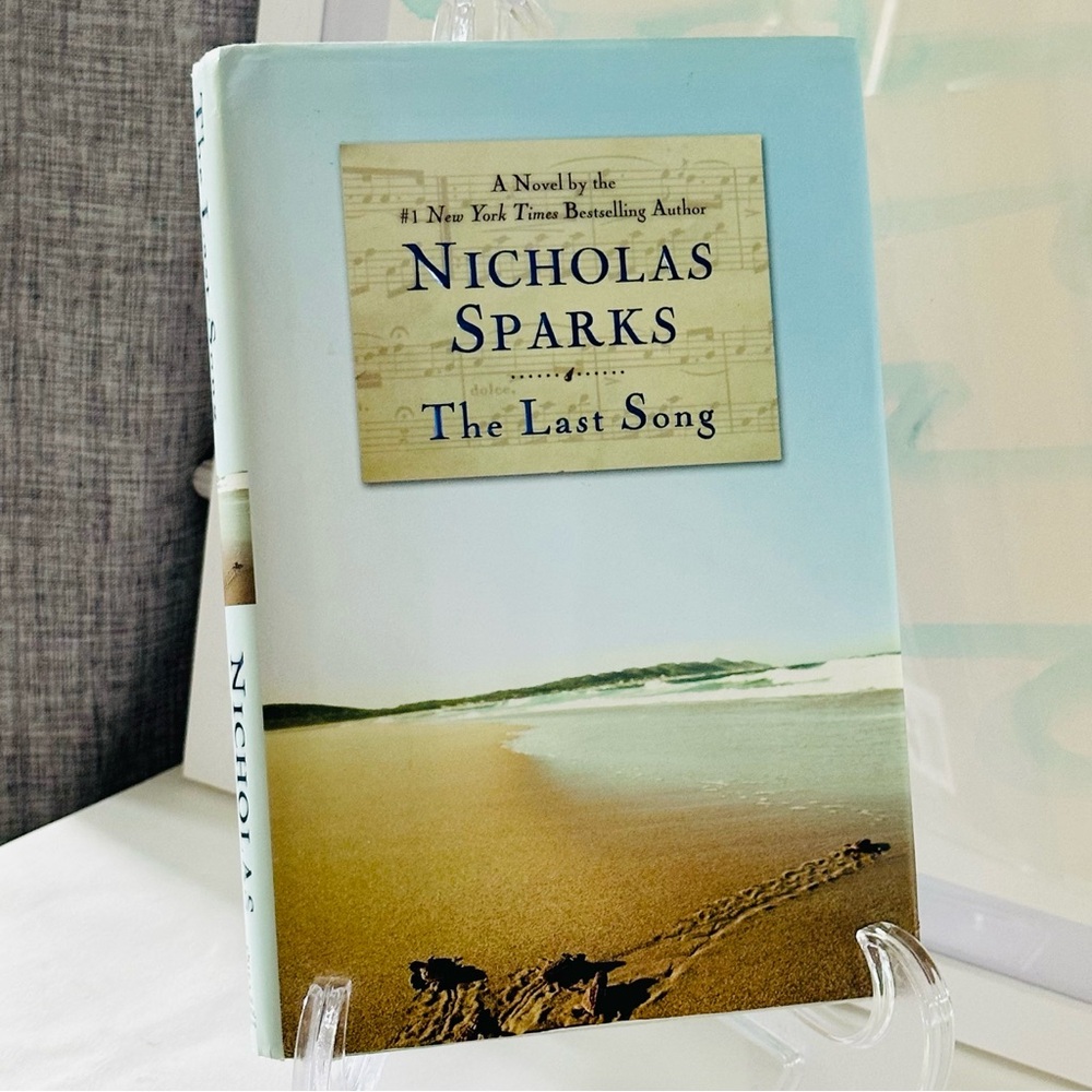 The Last Song Nicholas Sparks Hardcover Book